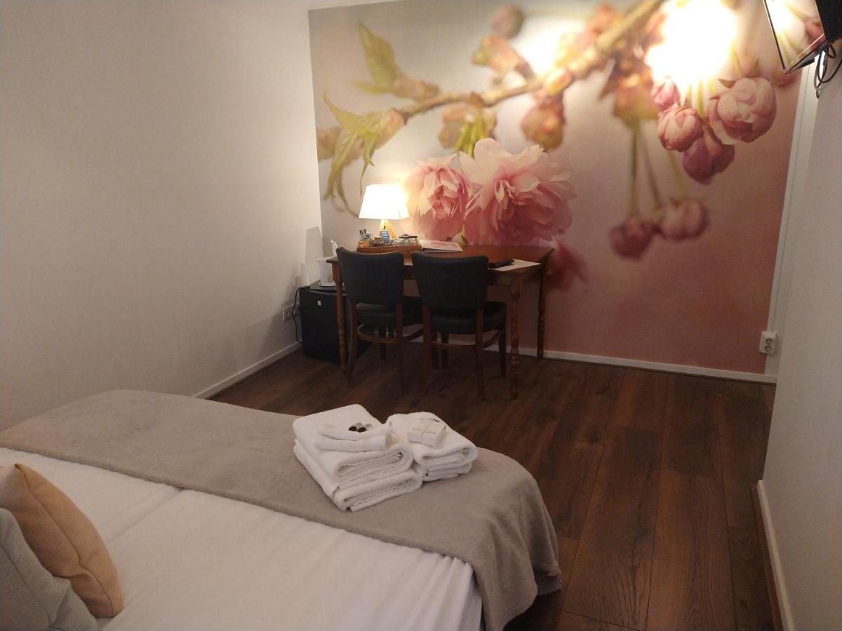 B&B-Hotel De Joremeinshoeve Kaatsheuvel Εξωτερικό φωτογραφία